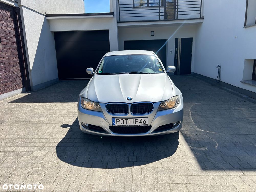BMW Seria 3 318i Edition Exclusive - 14