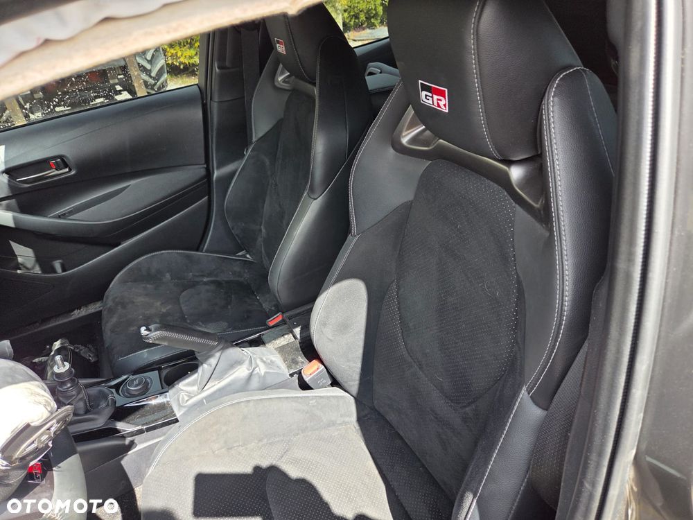 Toyota GR Corolla - 2