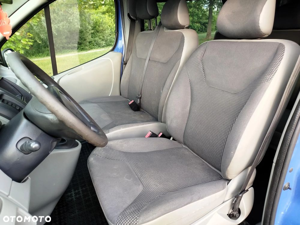 Opel Vivaro - 15
