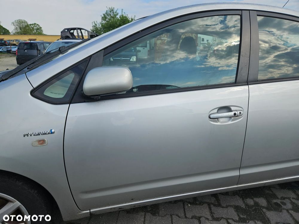 Drzwi lewe prawe przednie tylne tył Toyota Prius II 2005r lak. 1C0 - 1