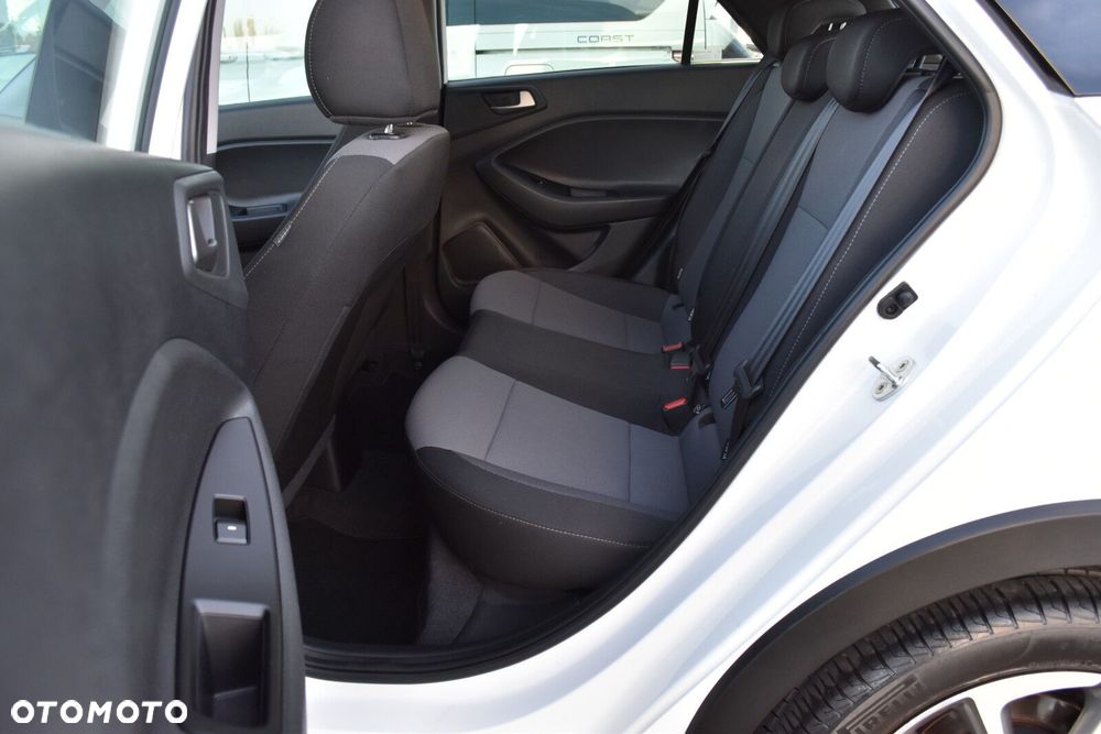 Hyundai i20 1.4 Active - 17