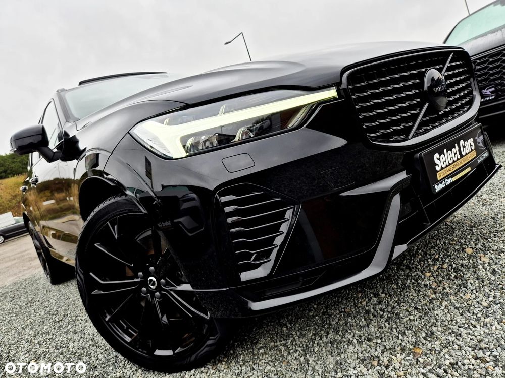 Volvo XC 60 T6 Plug-In Hybrid AWD Plus Black Edition - 3