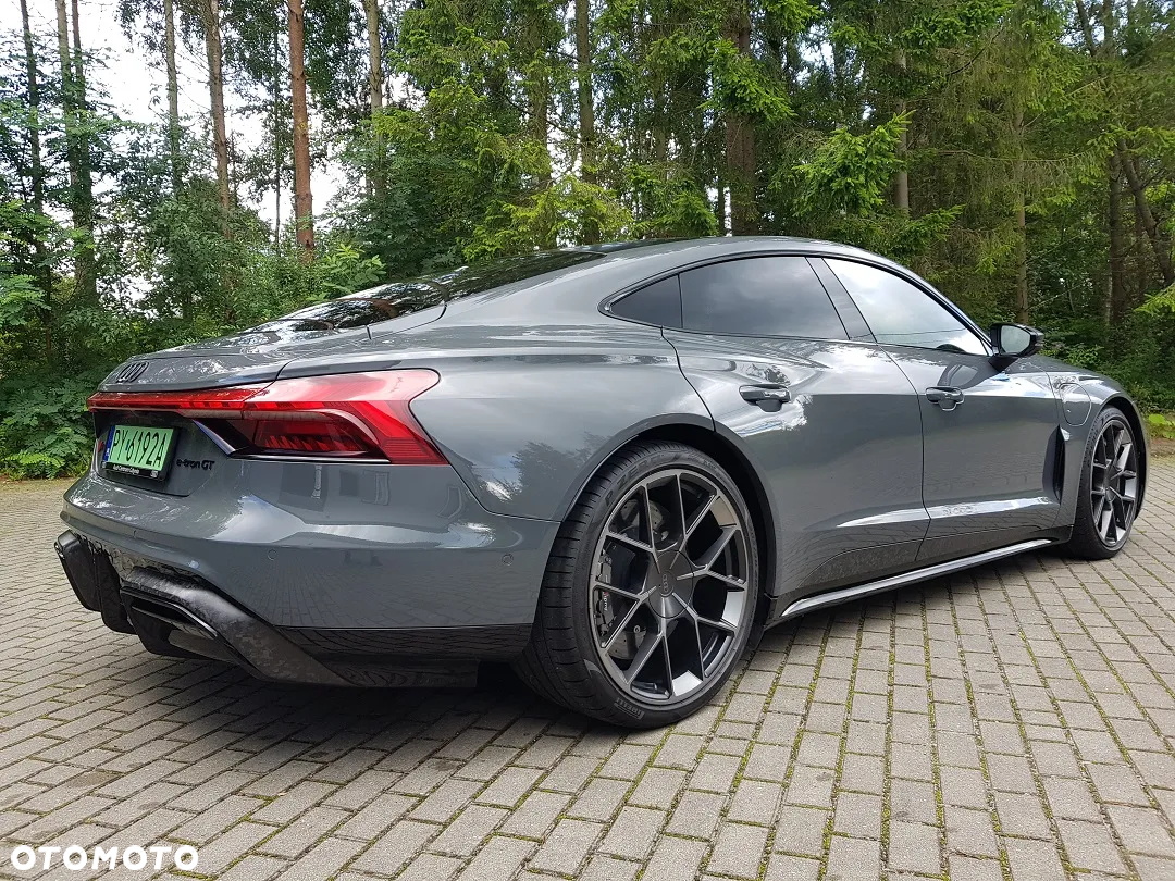 Audi e-tron GT - 7