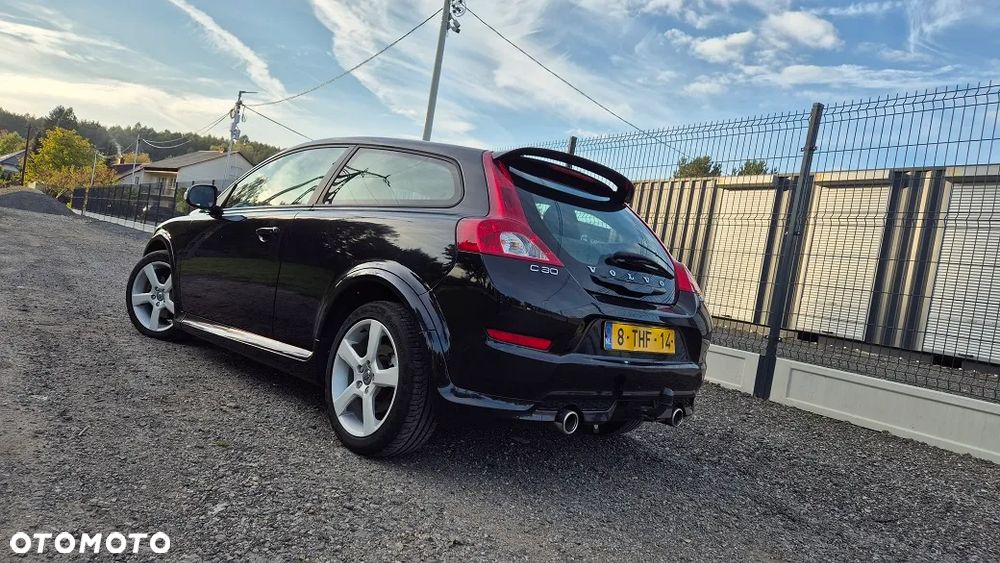 Volvo C30 D4 R-Design - 4