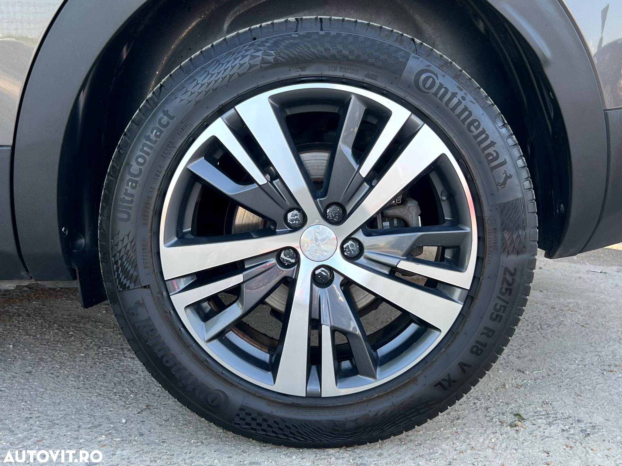 Peugeot 3008 1.5 BlueHDI 130 EAT8 Allure Pack - 26