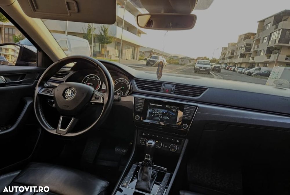 Skoda Superb 1.6 TDI DSG Ambition - 3