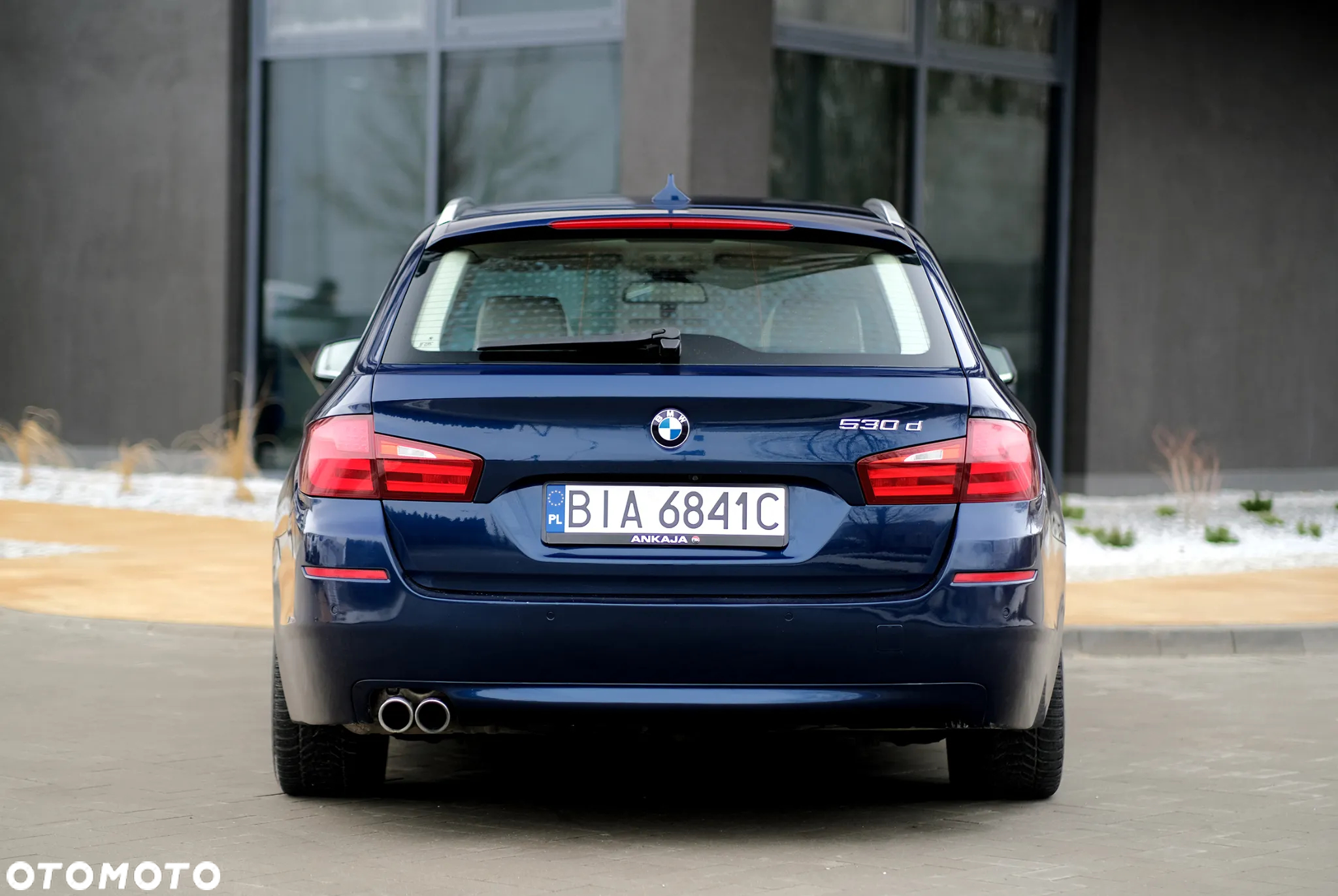 BMW Seria 5 530d xDrive - 14