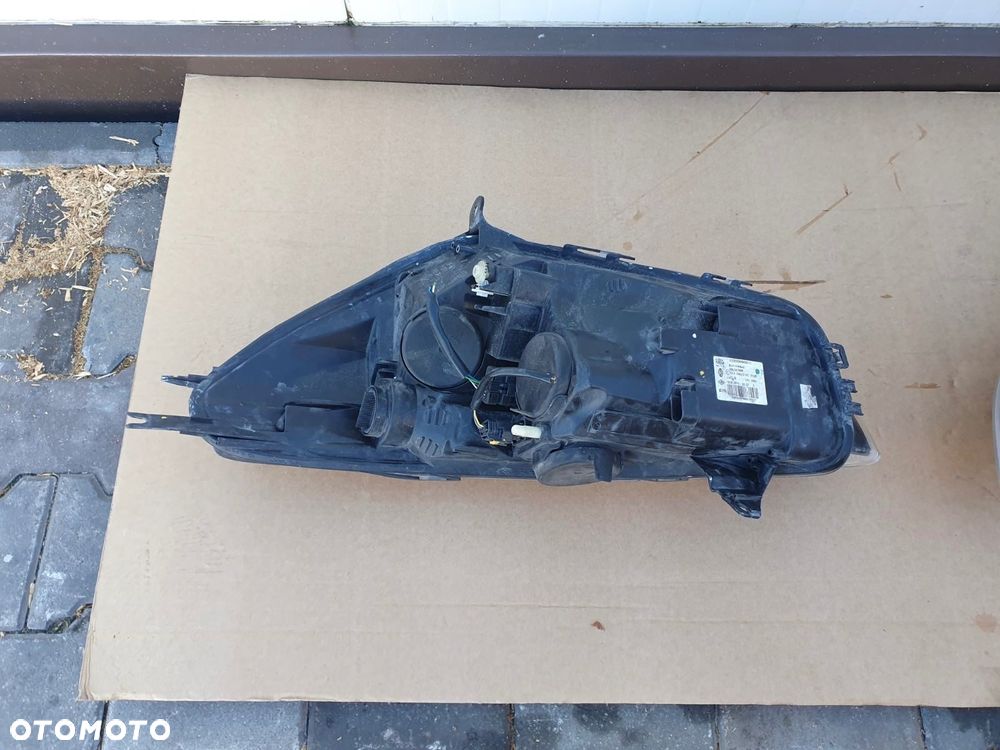 REFLEKTOR L/P RENAULT CLIO IV 4 EUROPA - 8