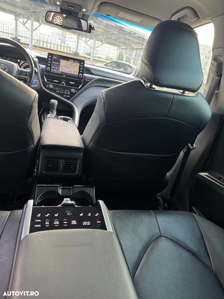 Toyota Camry 2.5 Exclusive - 14