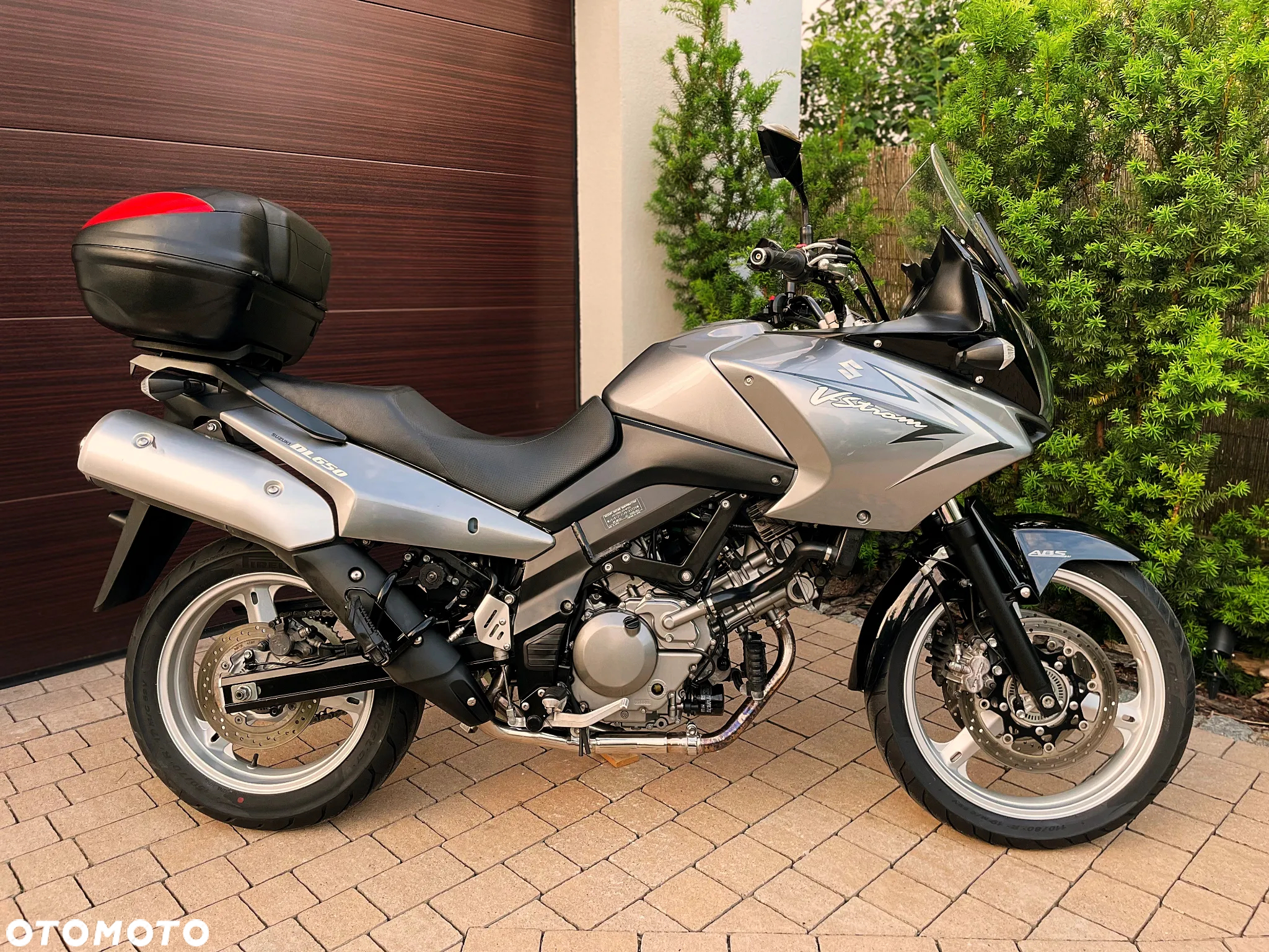 Suzuki DL - 2