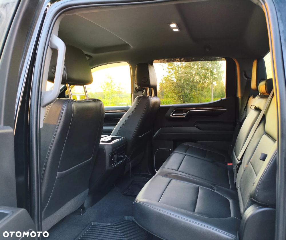 Chevrolet Silverado - 15