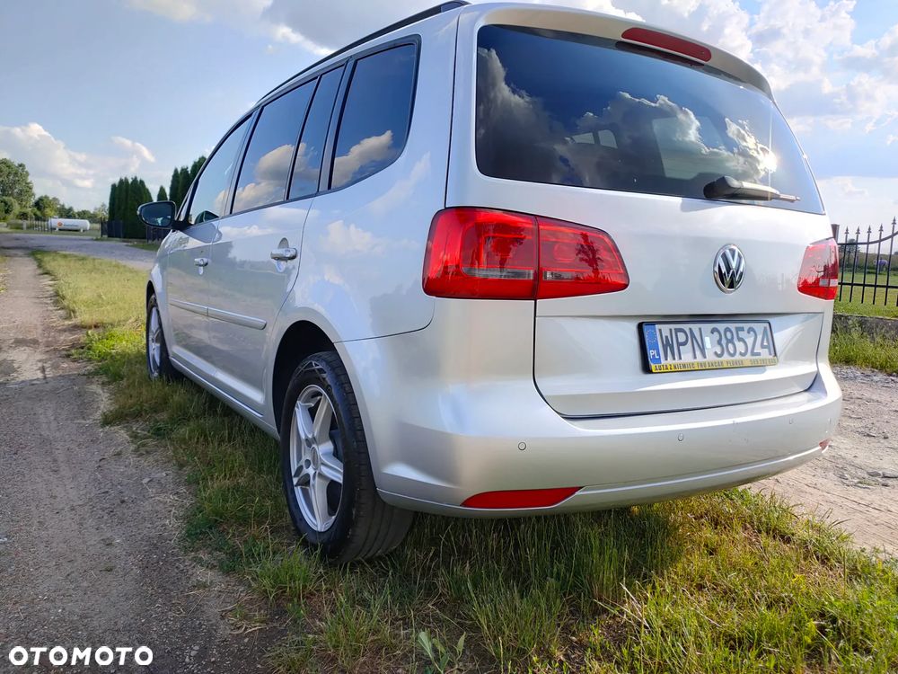 Volkswagen Touran 1.4 TSI STYLE - 22