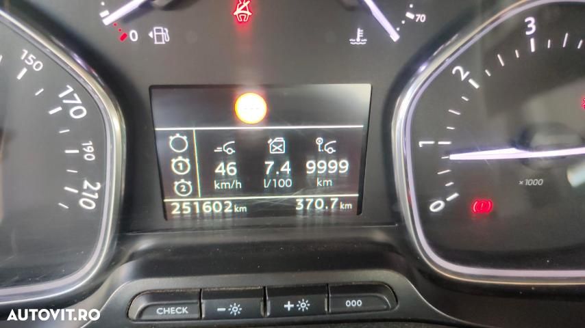 Peugeot Expert - 7