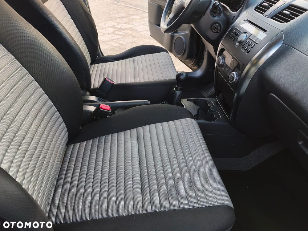 Suzuki SX4 - 20