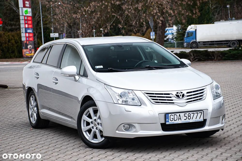 Toyota Avensis 2.0 D-4D Sol - 6