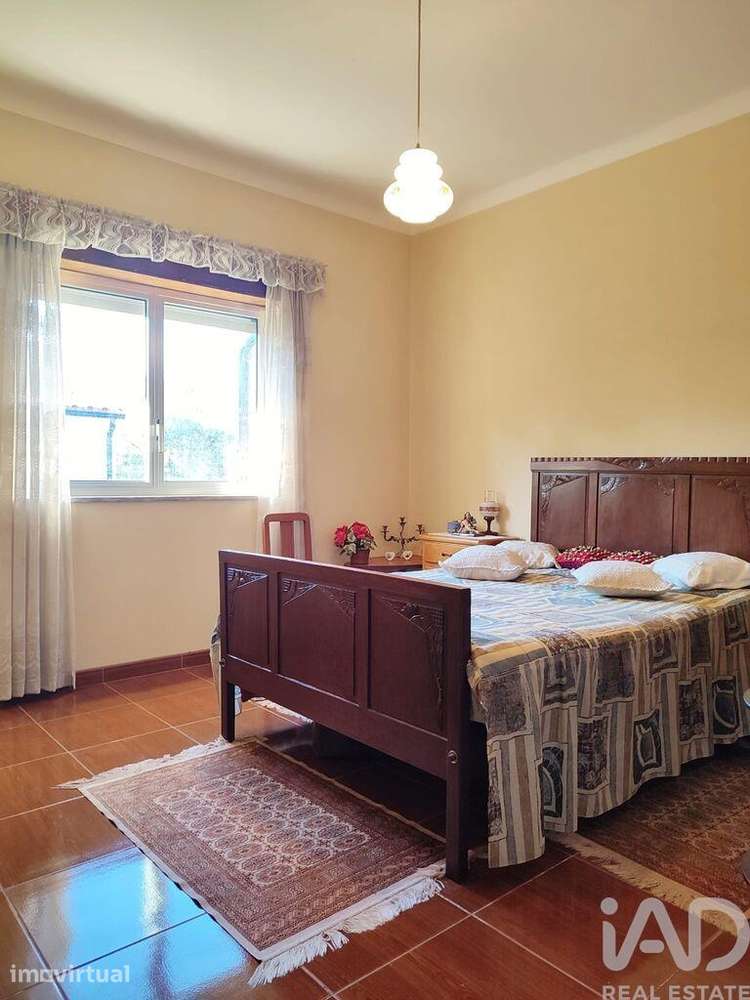 Casa / Villa T2 em Santiago de Cassurrães e Póvoa de Cervães de 120 m2 - Grande imagem: 4/17