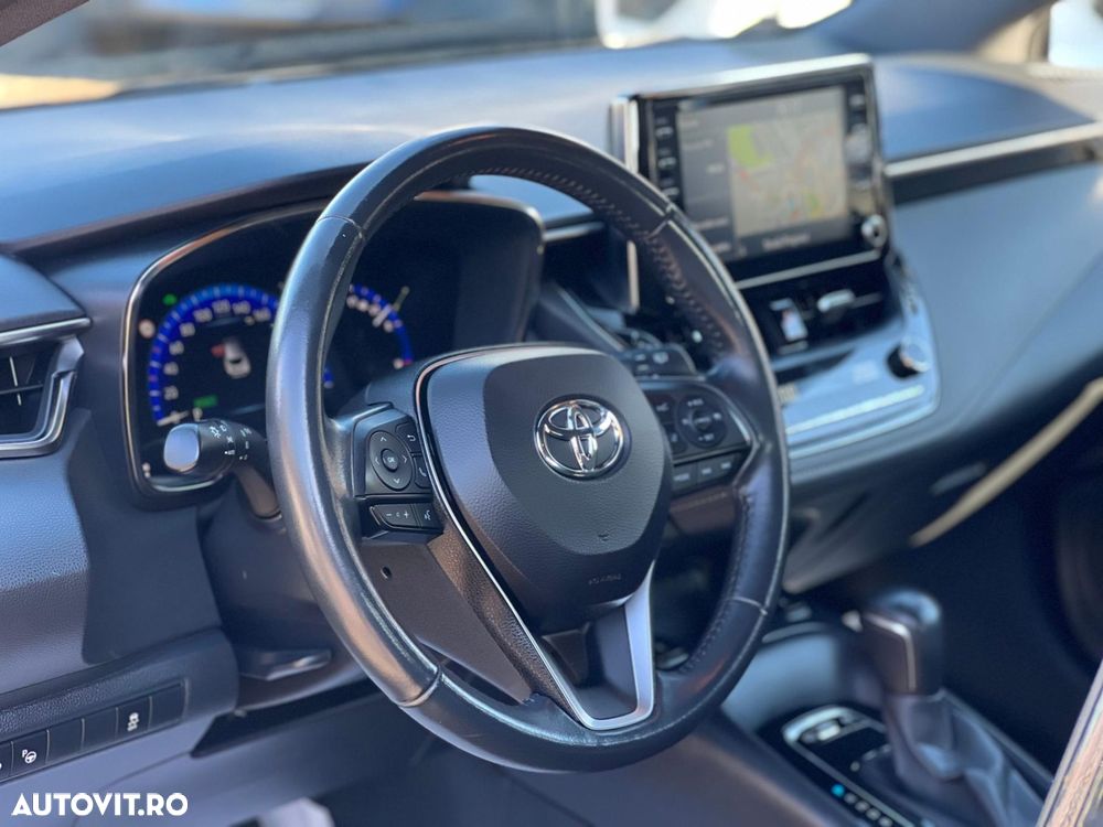 Toyota Corolla - 23