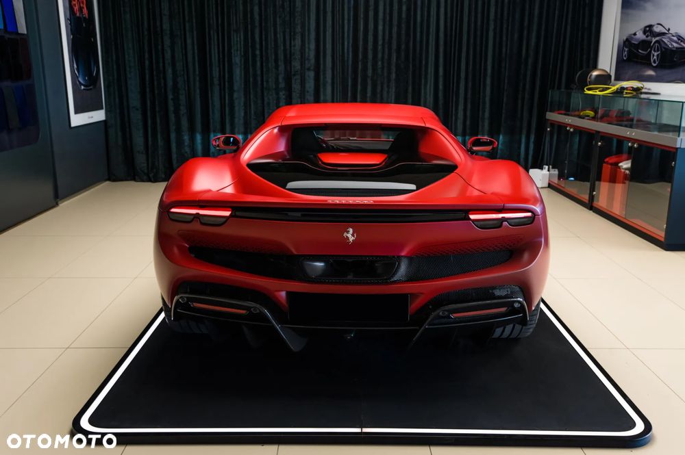 Ferrari 296 GTB - 32