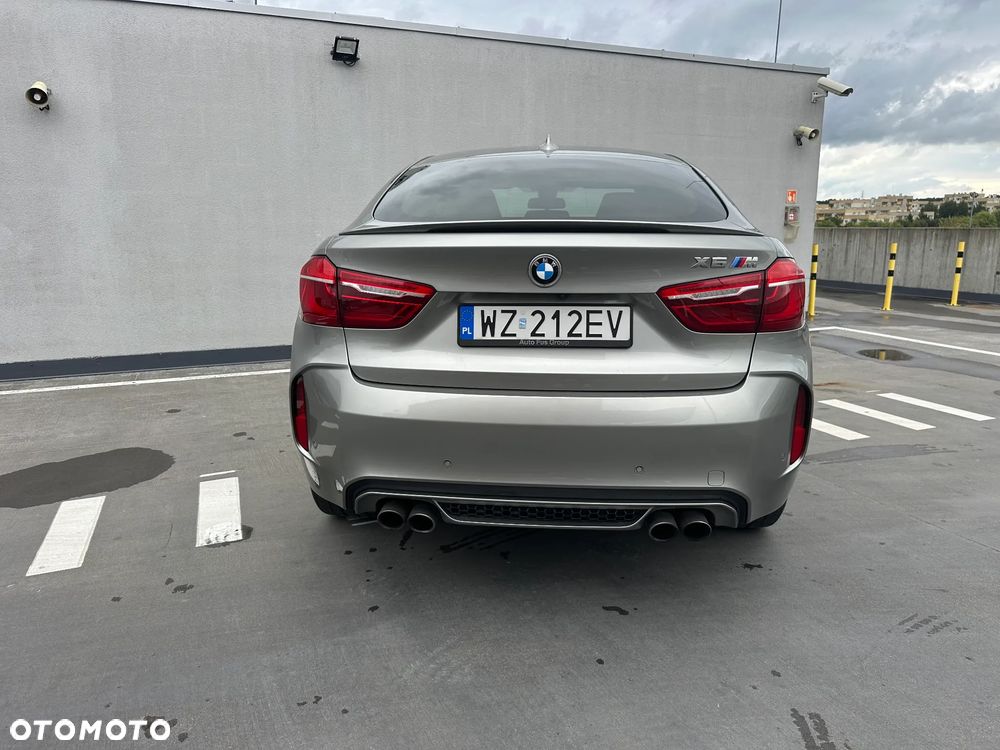 BMW X6M - 10