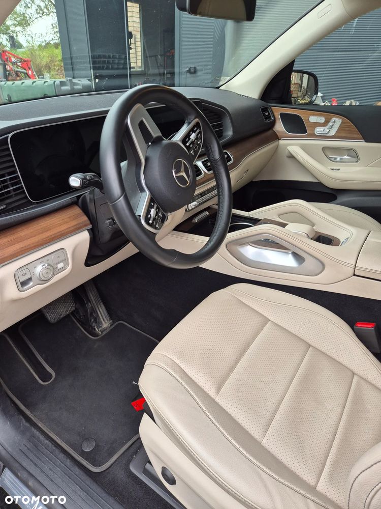 Mercedes-Benz GLE - 13