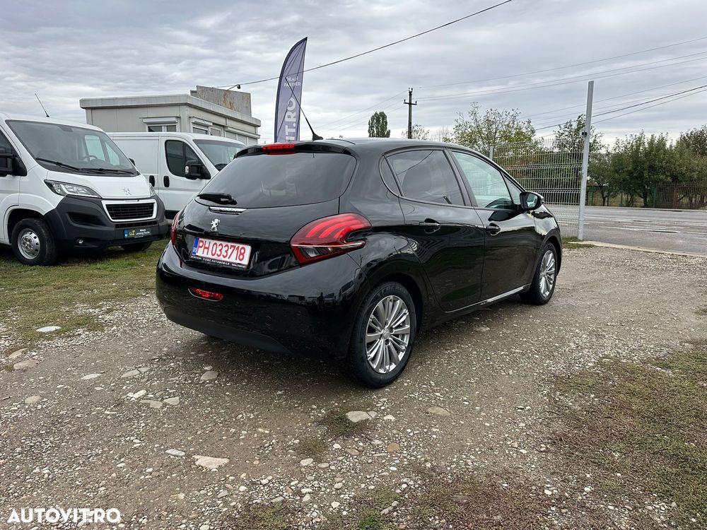 Peugeot 208 82 PureTech Style - 20