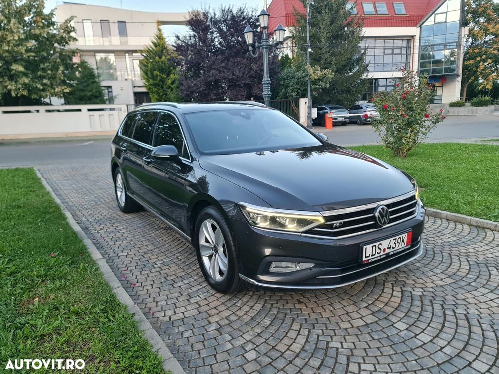 Volkswagen Passat 2.0 TDI SCR DSG Elegance - 29