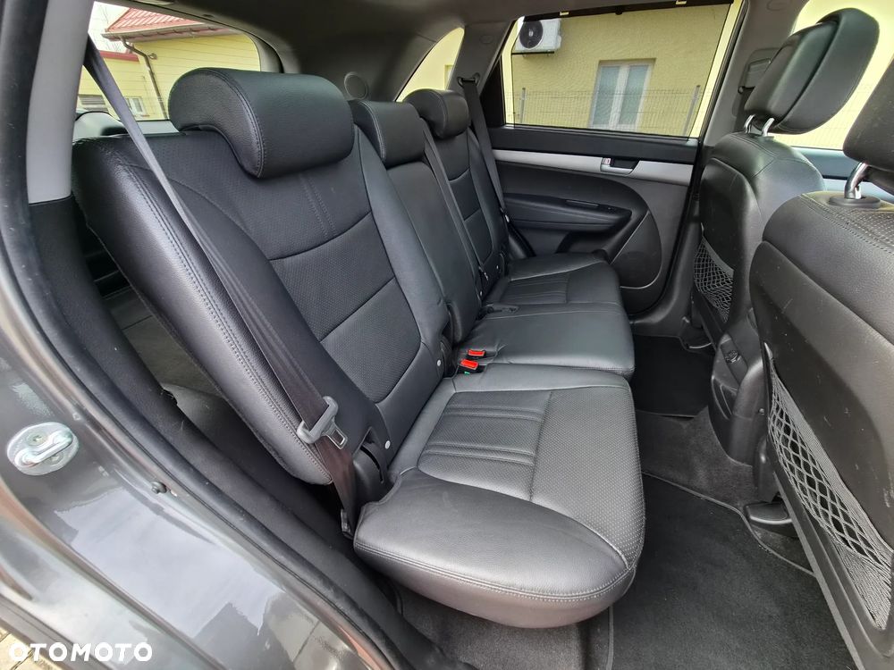 Kia Sorento - 31