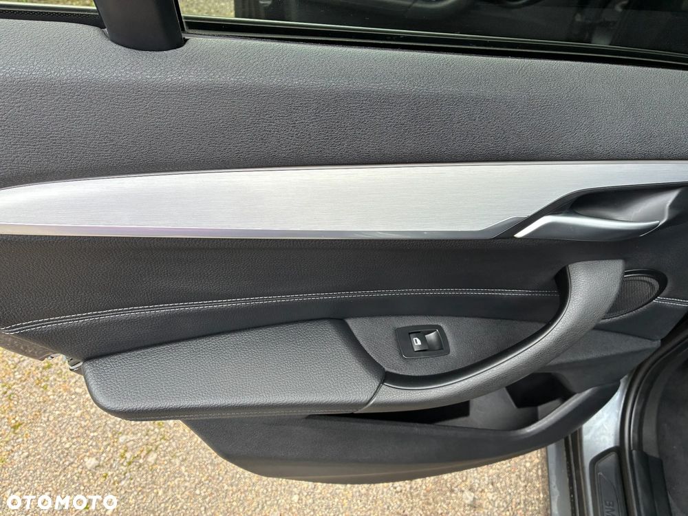 BMW X1 xDrive25i M Sport sport - 17