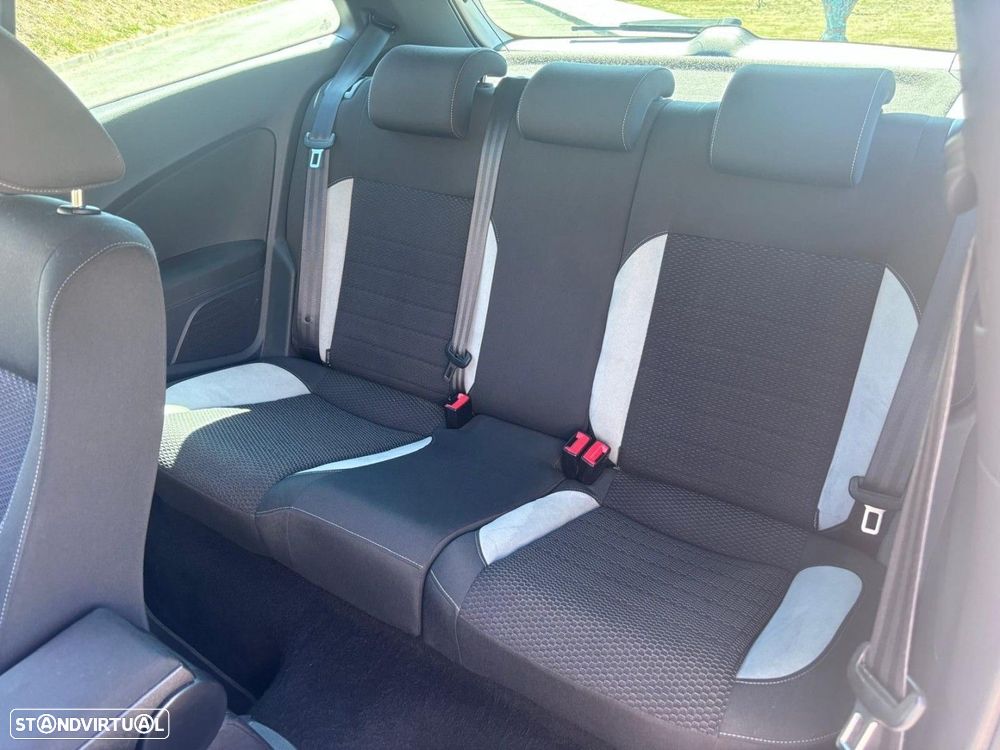 VW Polo 1.6 TDI R-Line BlueMotion - 14