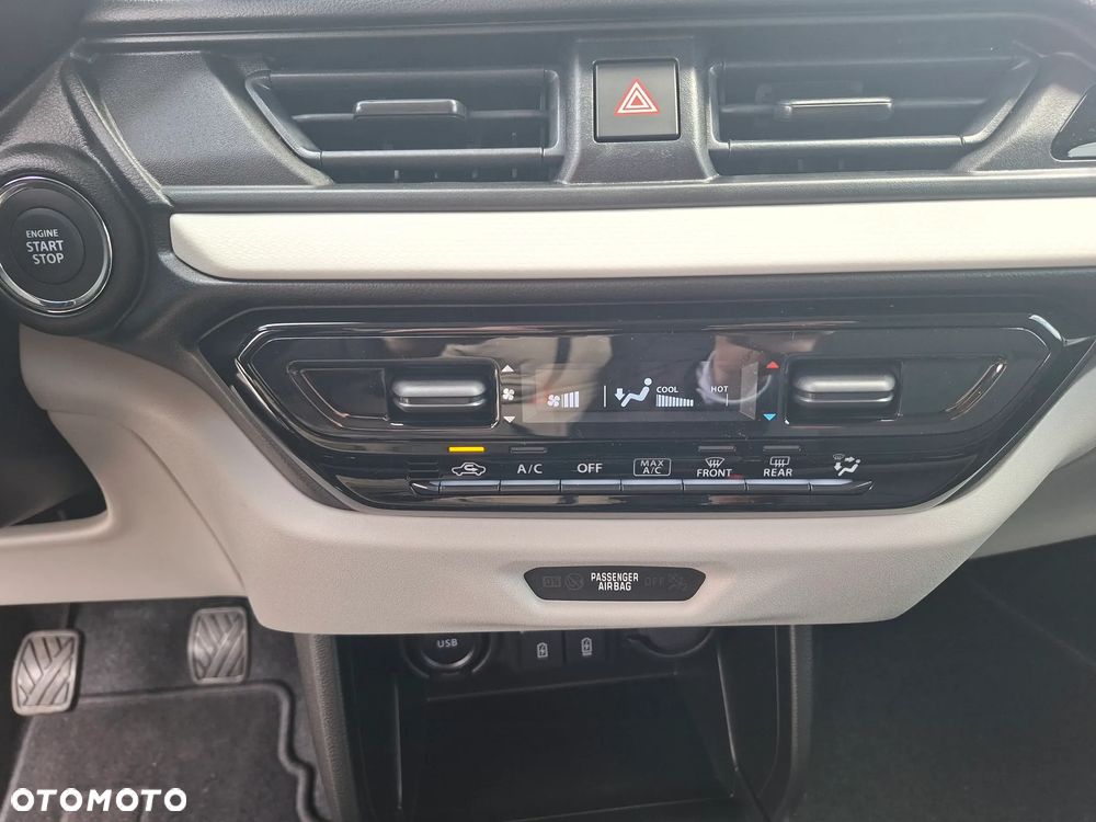 Suzuki Swift 1.2 Dualjet SHVS Premium Plus - 27