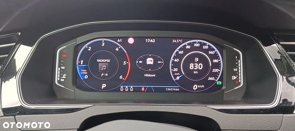 Volkswagen Passat - 10