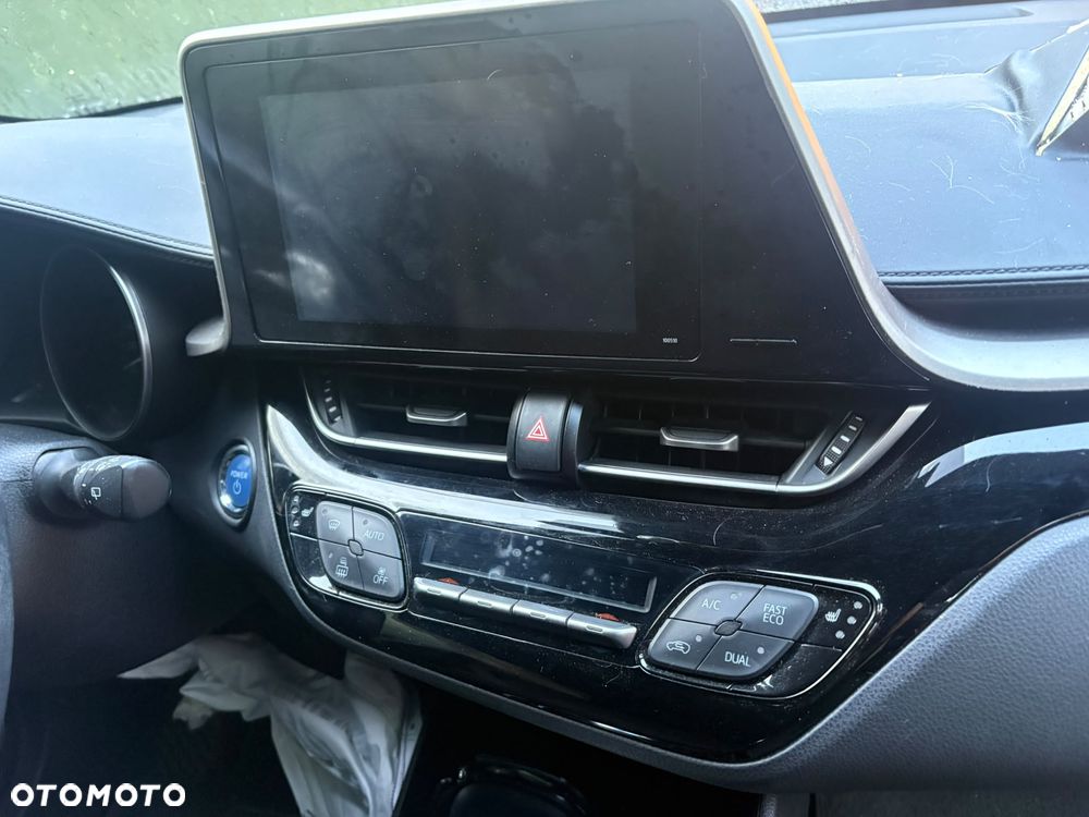 Toyota C-HR 1.8 Hybrid Prestige - 9