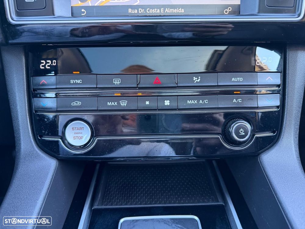 Jaguar F-Pace 2.0 i4D Prestige Aut. - 27