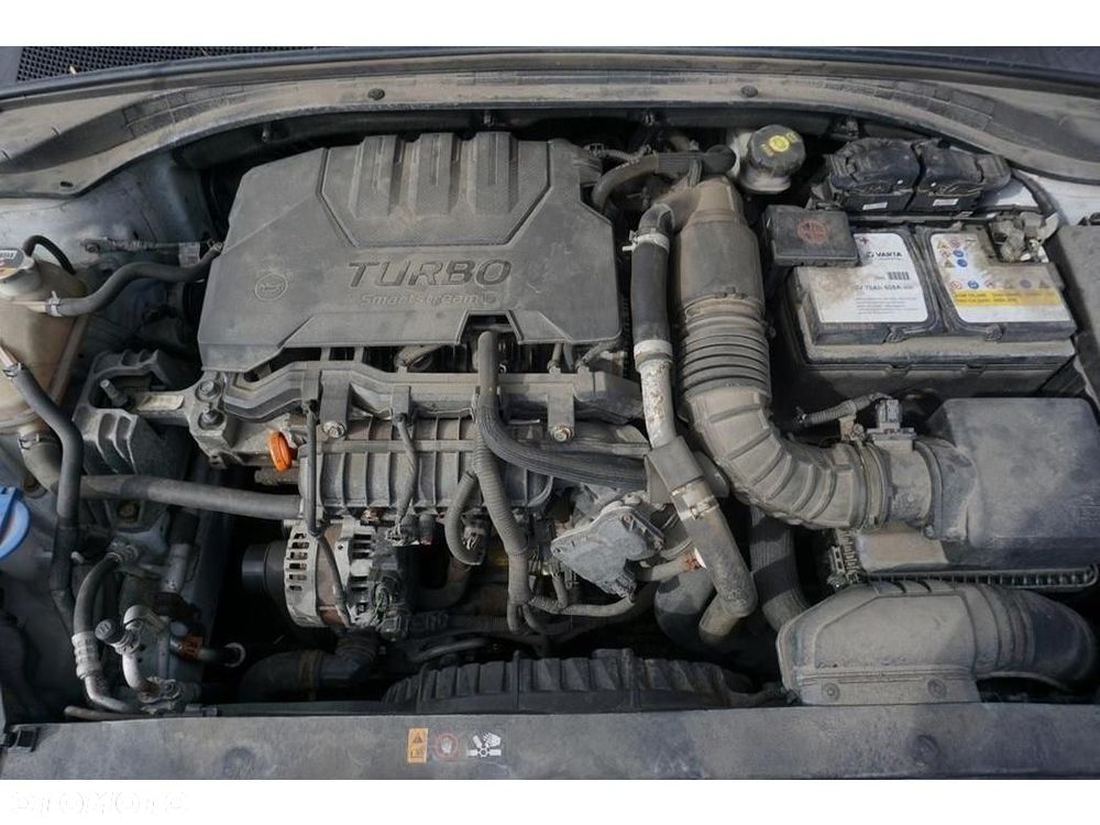 Kia Ceed - 11