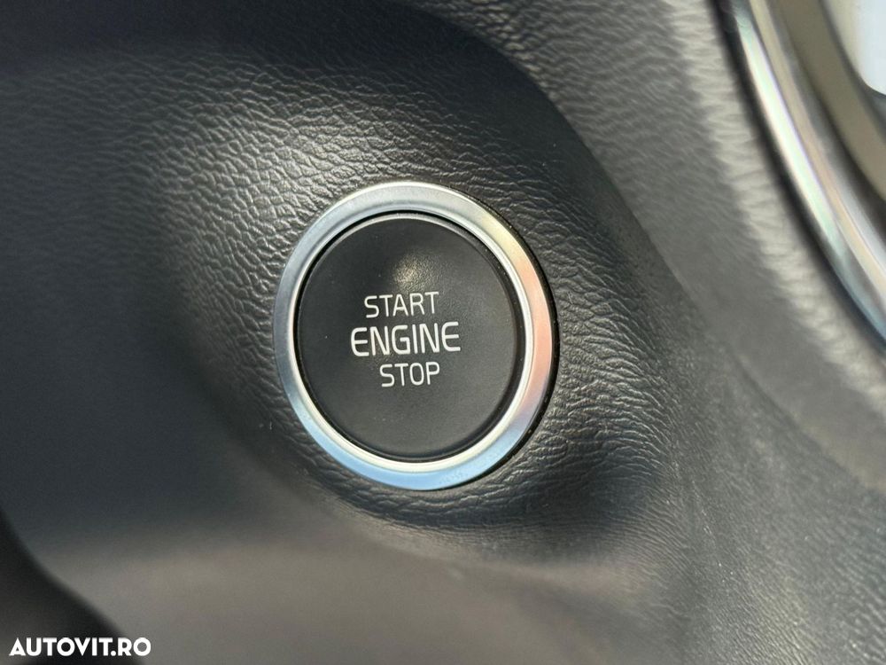 Volvo XC 40 Recharge T5 Twin Engine AT7 Inscription Expression - 17