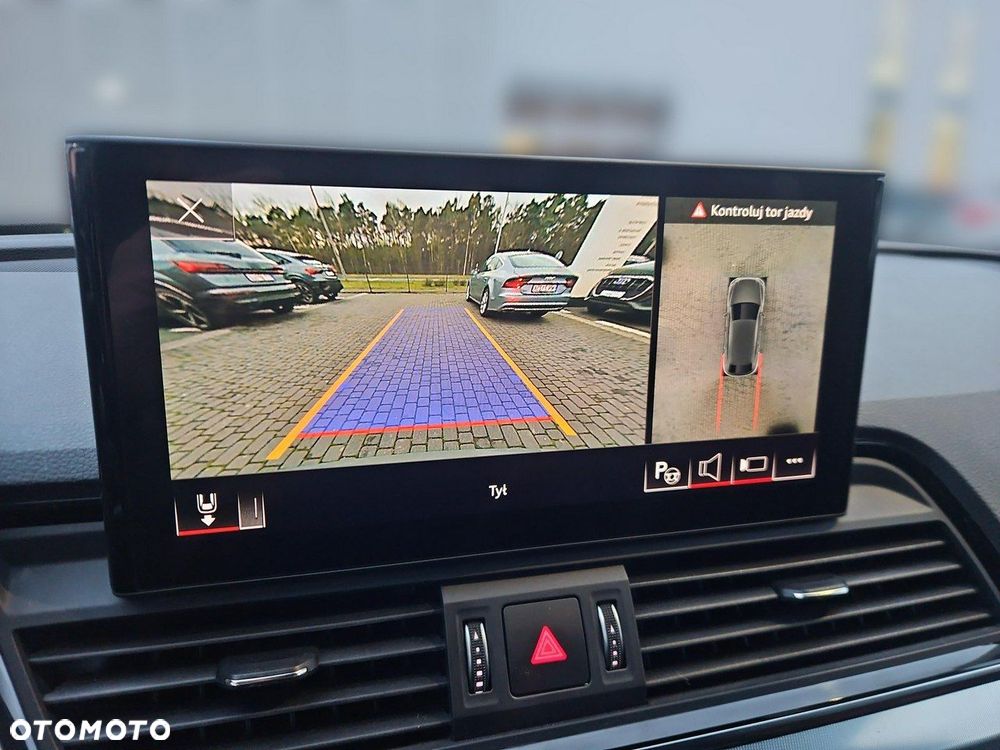 Audi Q5 Sportback - 25