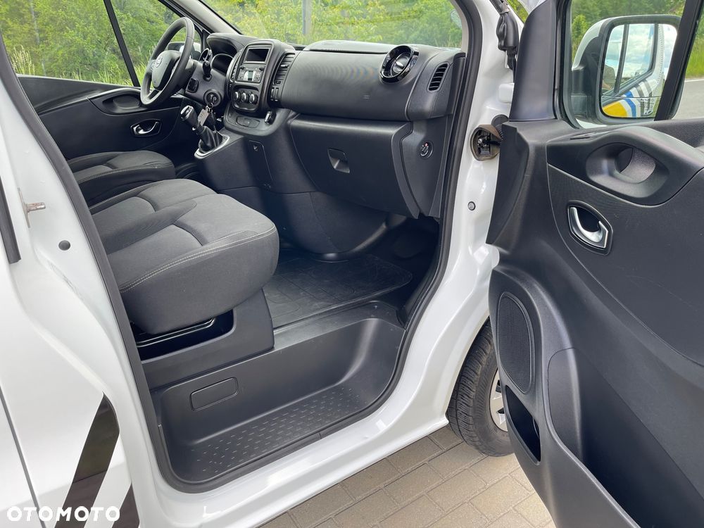 Nissan NV300 - 7
