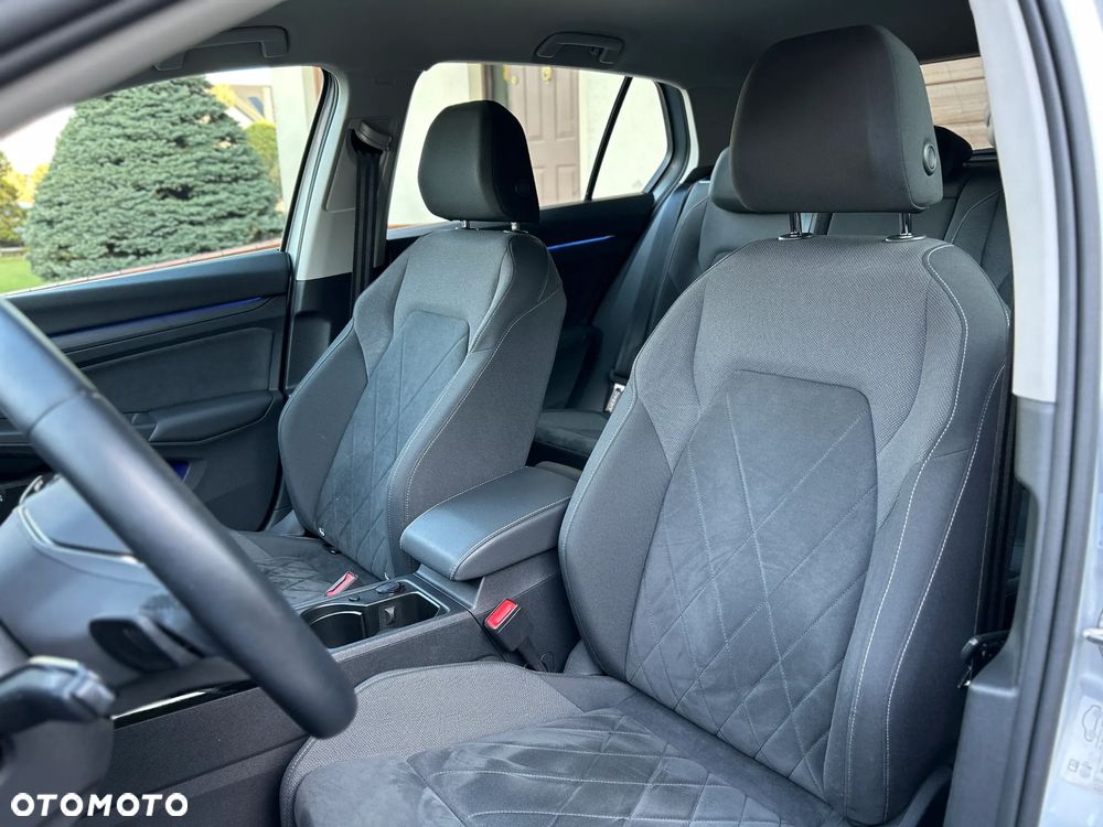 Volkswagen Golf - 15
