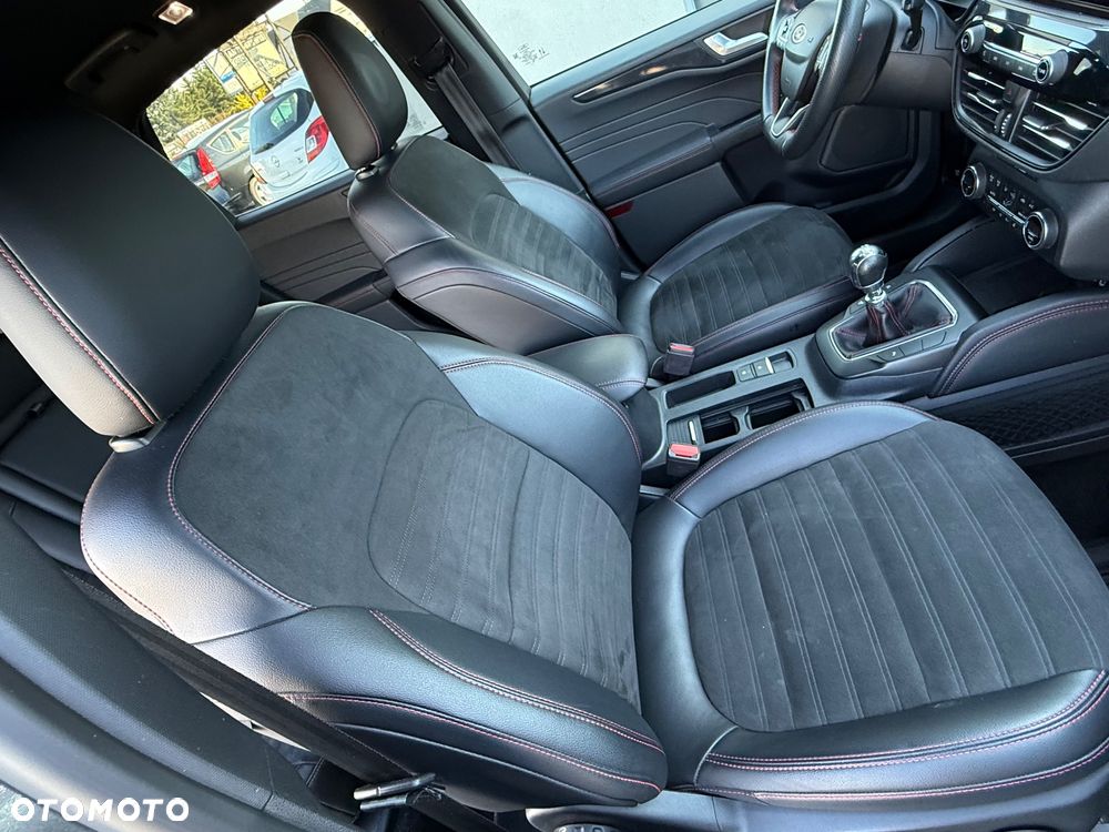 Ford Kuga 2.0 EcoBlue Hybrid ST-LINE X - 15