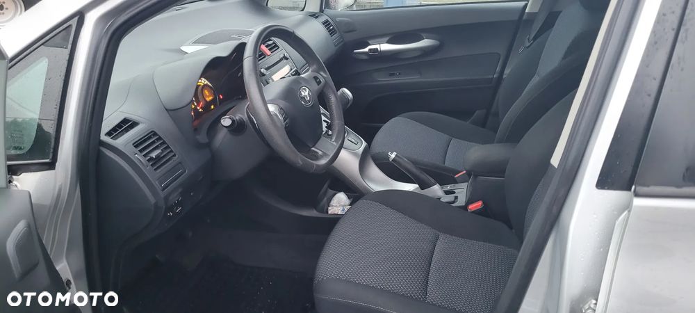 Toyota Auris 1.6 Premium MM - 16