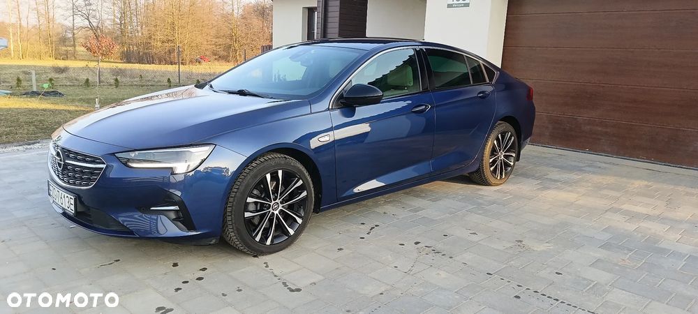 Opel Insignia 2.0 CDTI Business Elegance S&S - 2
