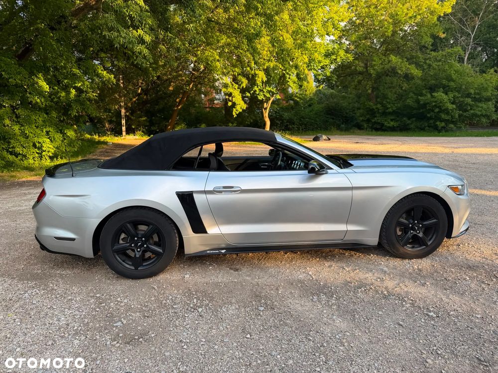 Ford Mustang 3.7 V6 - 11