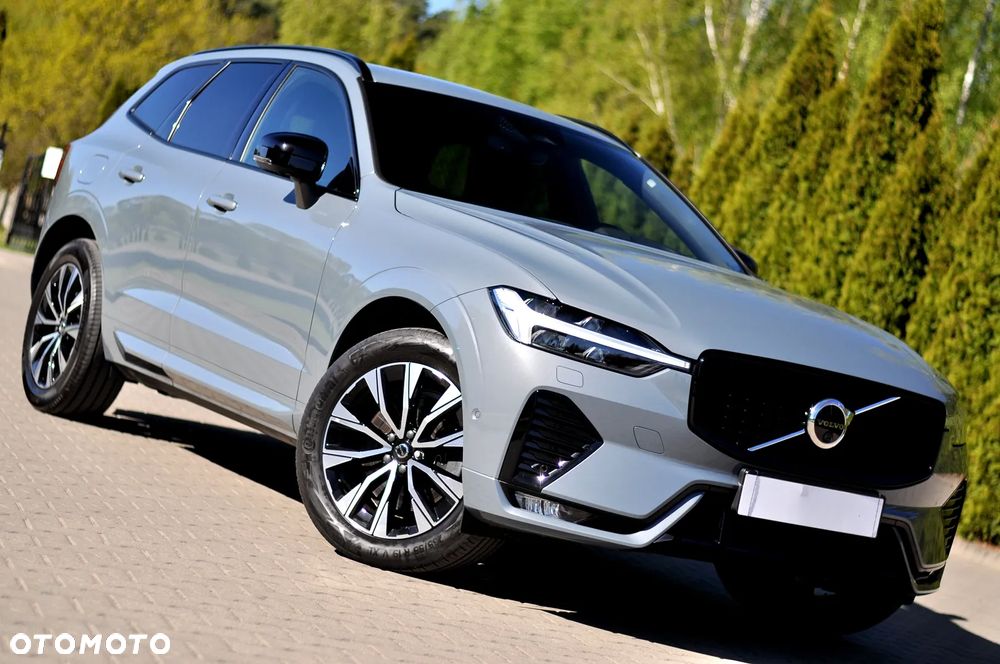 Volvo XC 60 B4 D AWD Plus Dark - 13