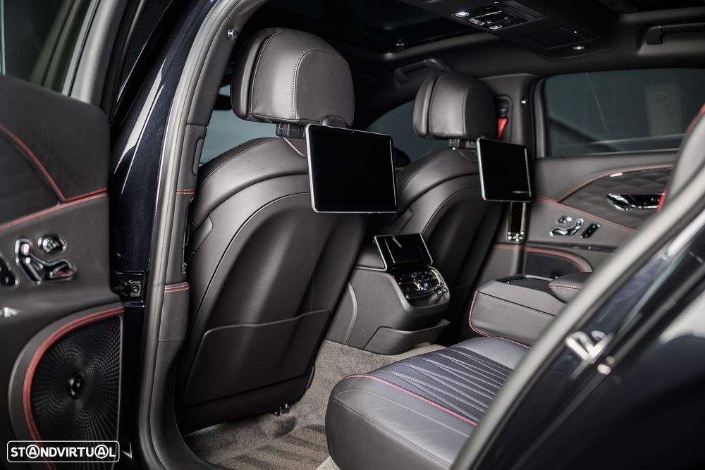 Bentley Flying Spur V8 Mulliner - 38