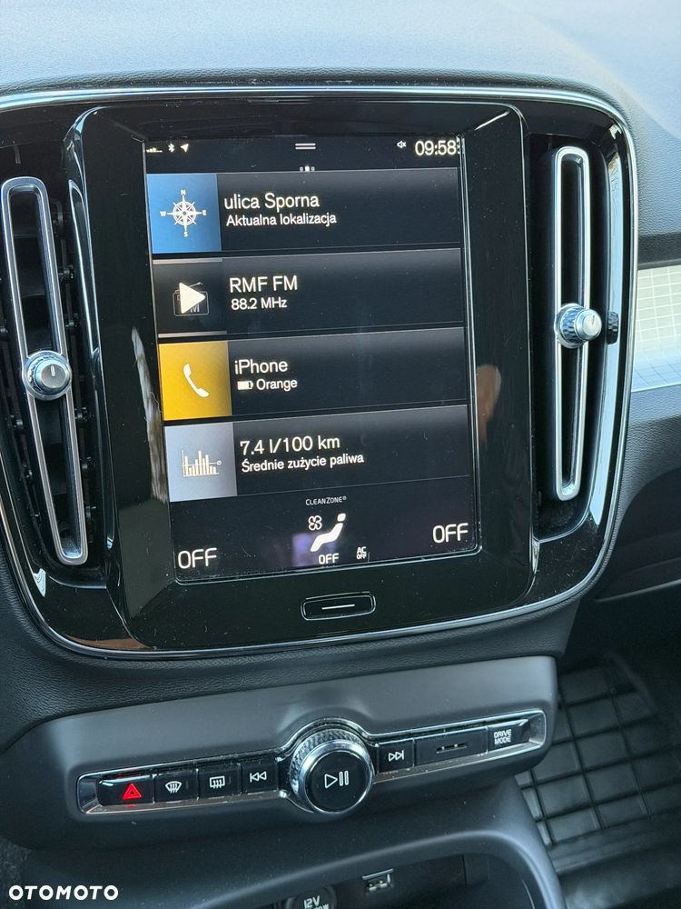 Volvo XC 40 T3 Momentum Pro - 7