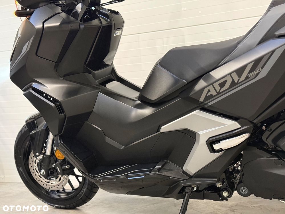 Honda ADV350 - 30