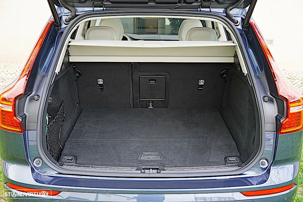 Volvo XC 60 2.0 T8 PHEV Ultimate Bright AWD - 17