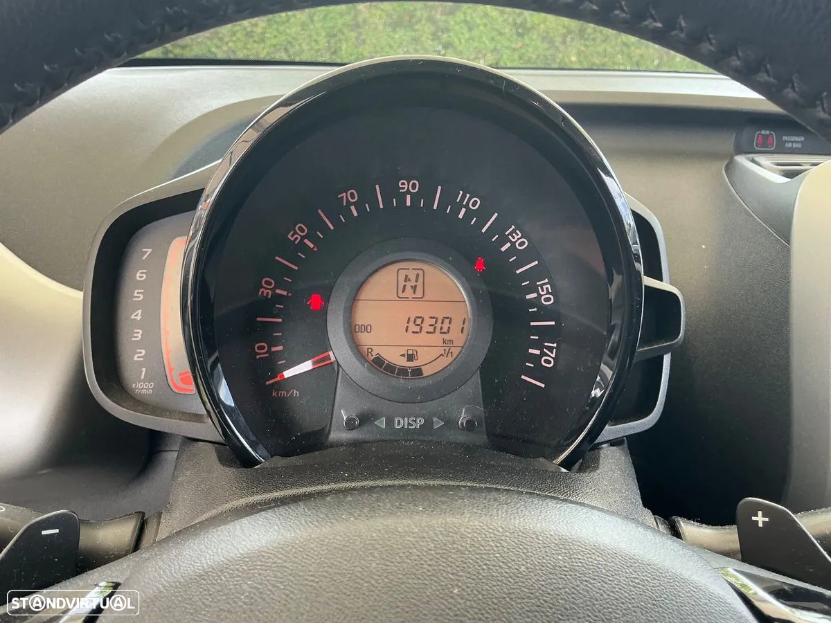 Toyota Aygo 1.0 X-Play Plus+X-Touch MM - 8