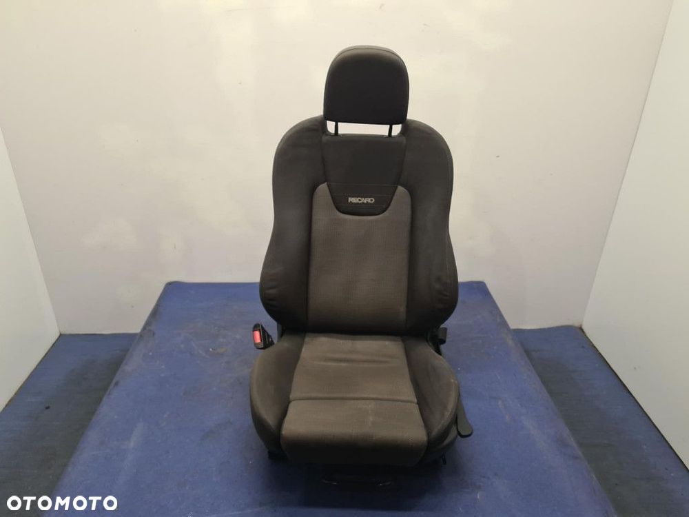 OPEL ZAFIRA A FOTEL KIEROWCY RECARO OPC - 1