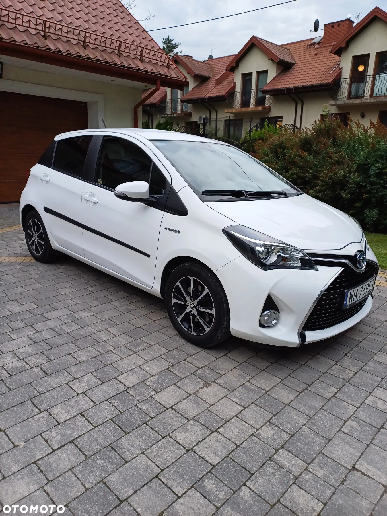 Toyota Yaris Hybrid 100 Premium EU6 - 3